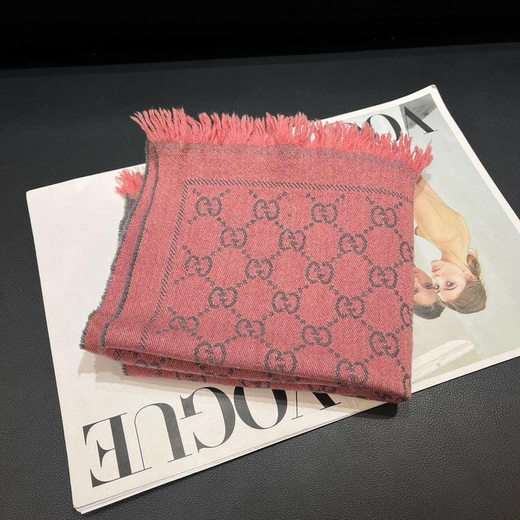 Gucci Scarf Pink-Grey Silk Monogram - ShopShops