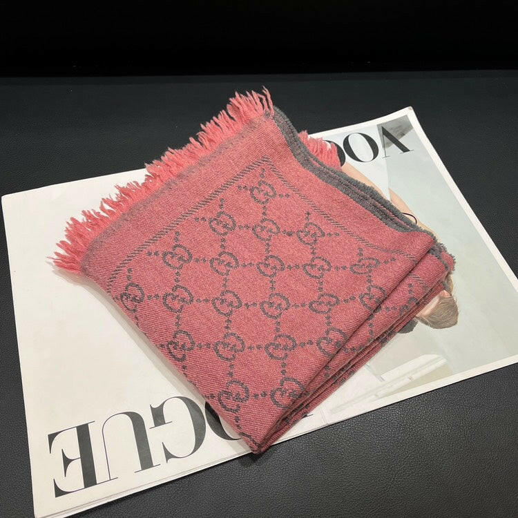 Gucci Scarf Pink-Grey Silk Monogram - ShopShops