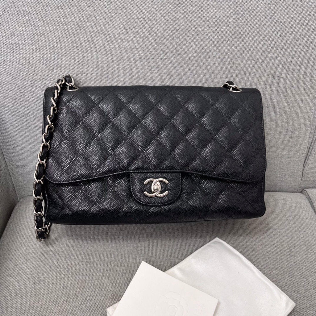 Preloved Chanel Caviar Leather Double Flap Cf Jumbo - ShopShops