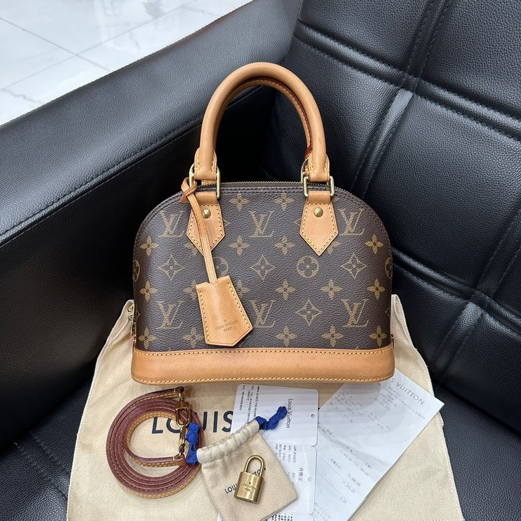 Preloved Louis Vuitton Alma BB With Chips Full Set - ShopShops