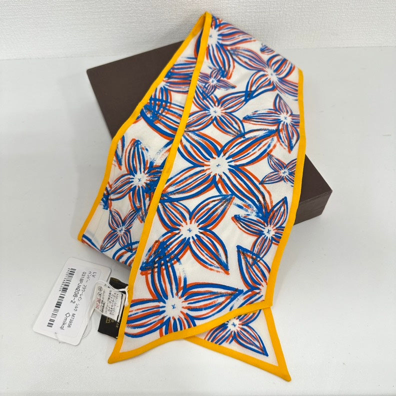 Pre-loved Louis Vuitton Twilly Scarf 6204 - ShopShops